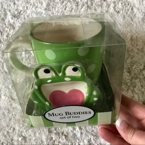 Frog mug with teabag holder.